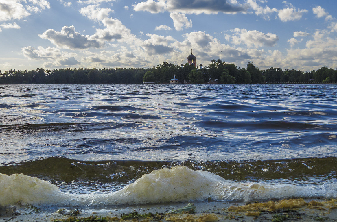 Волнение на Введенском озере - Сергей Цветков