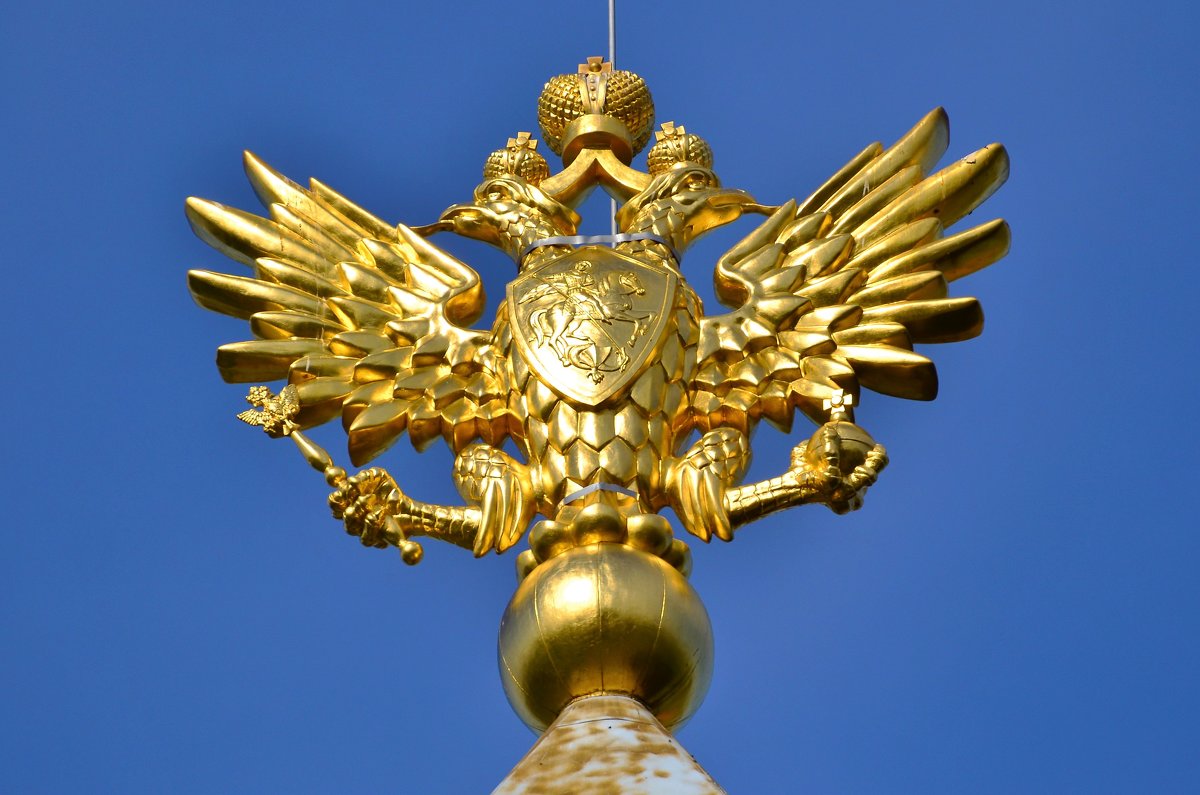 Герб на дворце Алексея Михайловича в Коломенском - Константин Анисимов