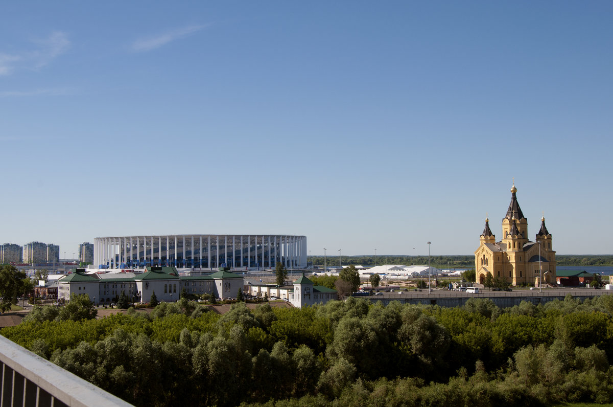 Вид с моста на собор и стадион - Елена Михеева