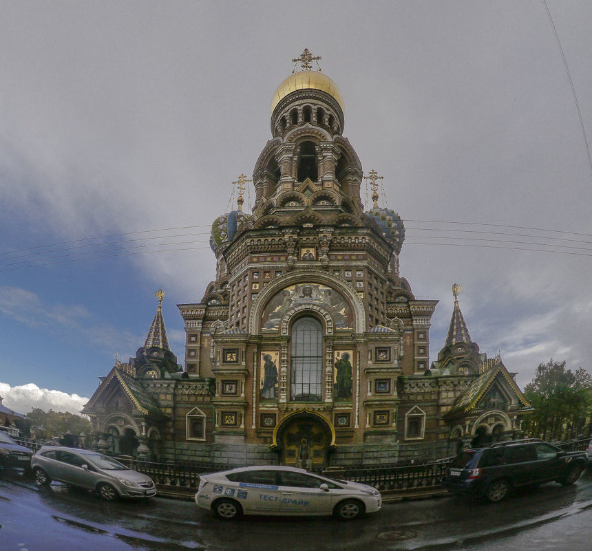 В ливень с фишаем рядом с храмом-1 - Юрий Велицкий