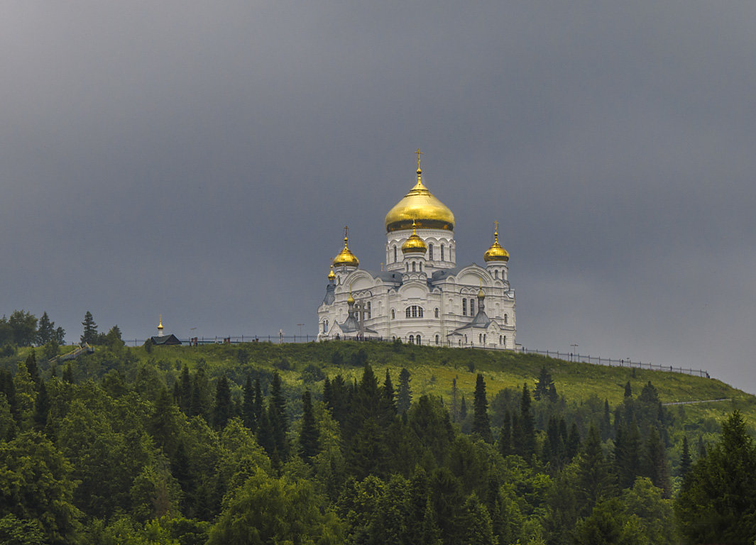 На Белой горе - Сергей Цветков