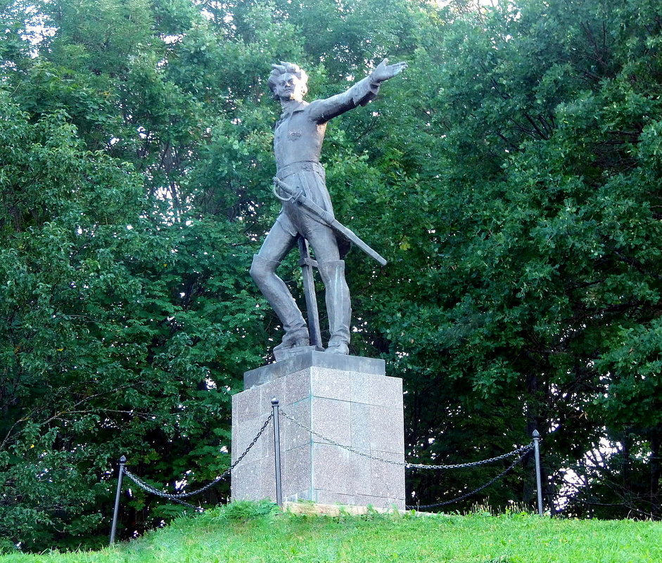 Памятник юному Петру I в Переславле - Залесском - Елена 