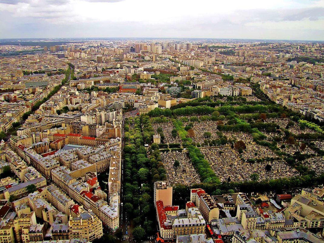 взгляд на Париж "свысока" - Александр Корчемный
