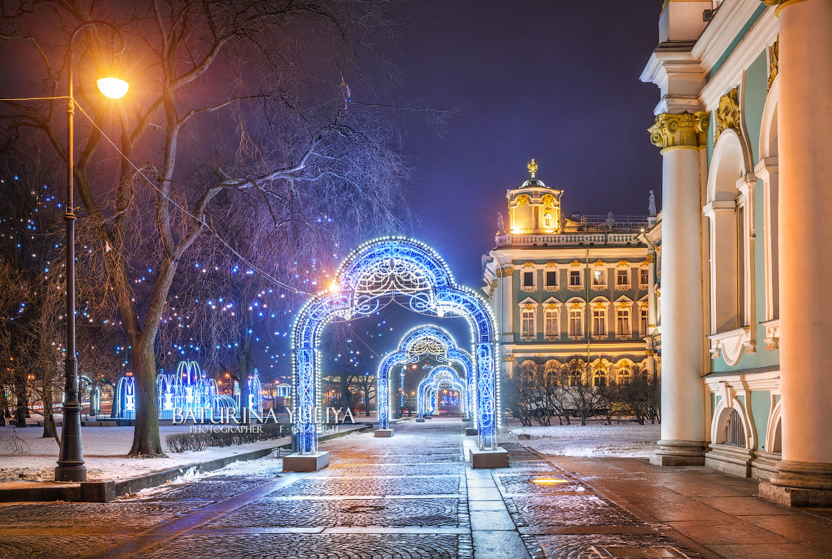 Новогодние арки у Эрмитажа - Юлия Батурина