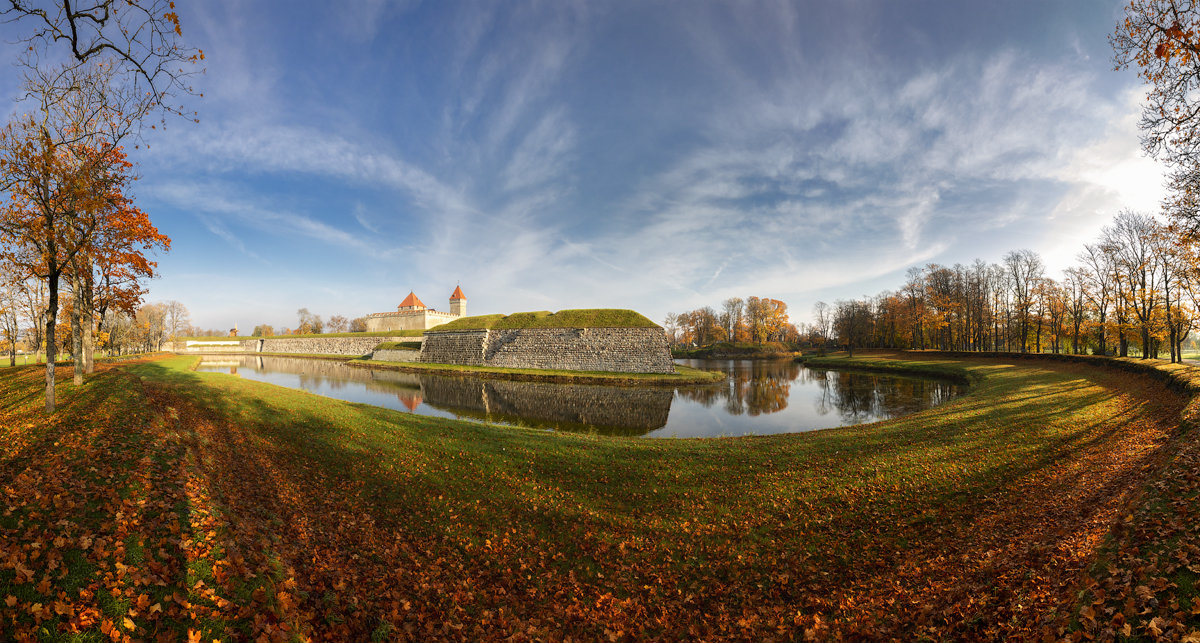 Осенний Курессааре, остров  Сааремаа. - Юрий 