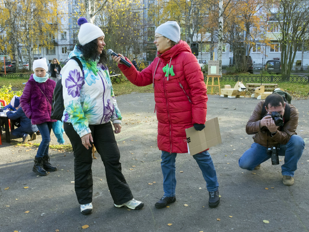 Северодвинск. Чай, собака, Пастернак... и булочки с кунжутом (дворовый праздник) - Владимир Шибинский