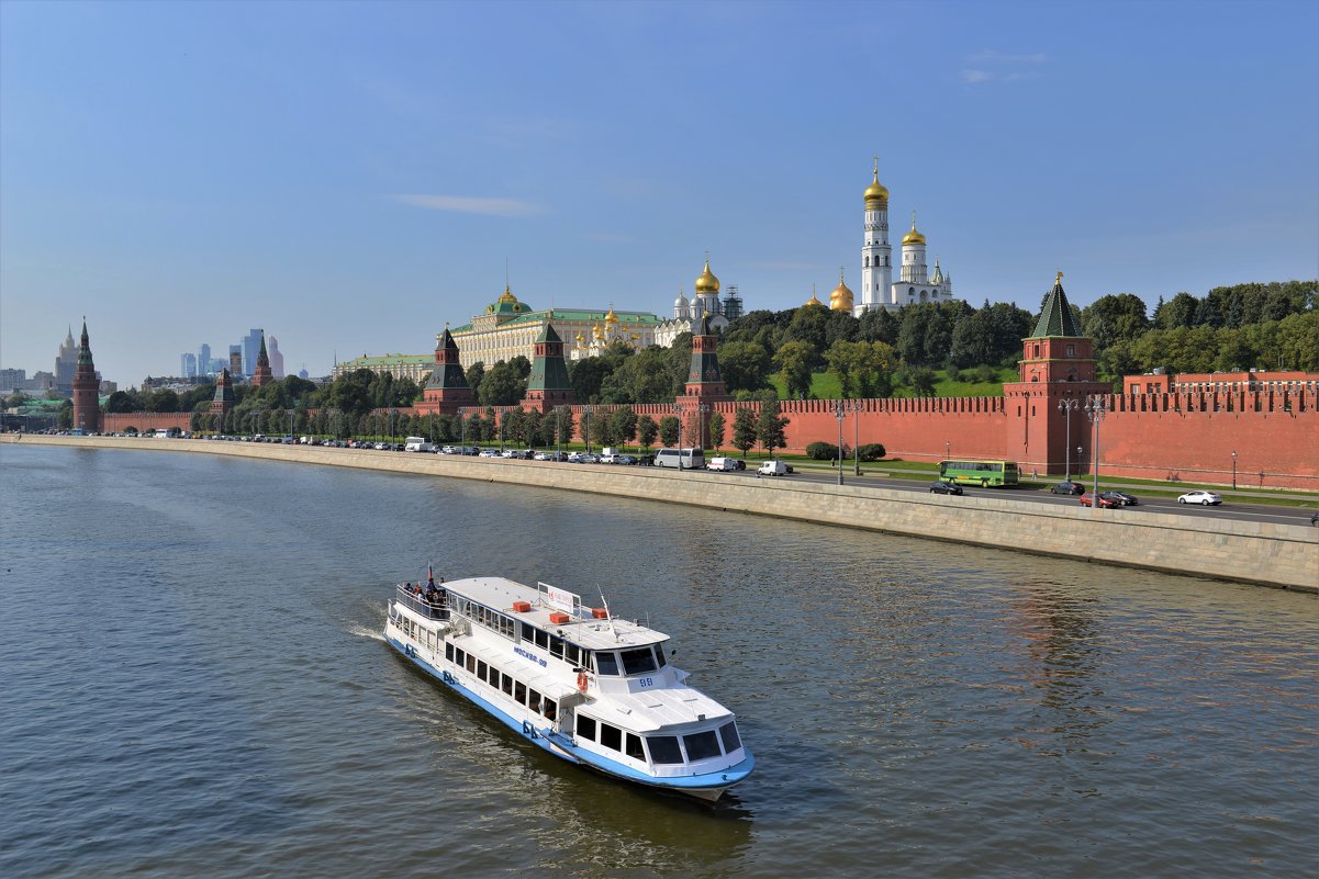 Вид на Кремль с Большого Москворецкого моста - Константин Анисимов