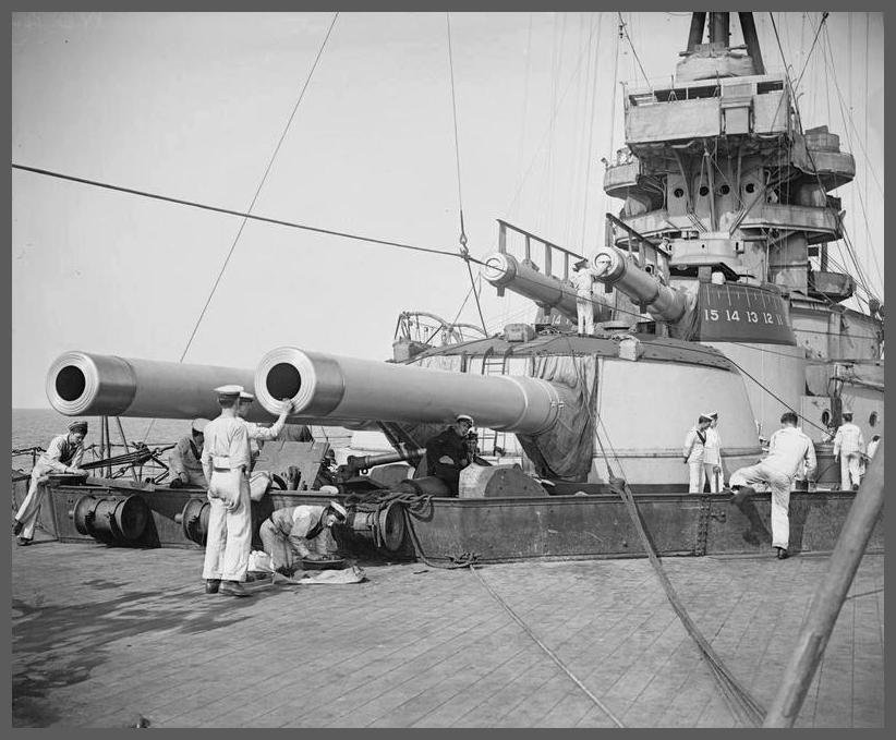"HMS Benbow".battleship .WNBR 13-45 mk5. clas Iron Duke. - Александр 