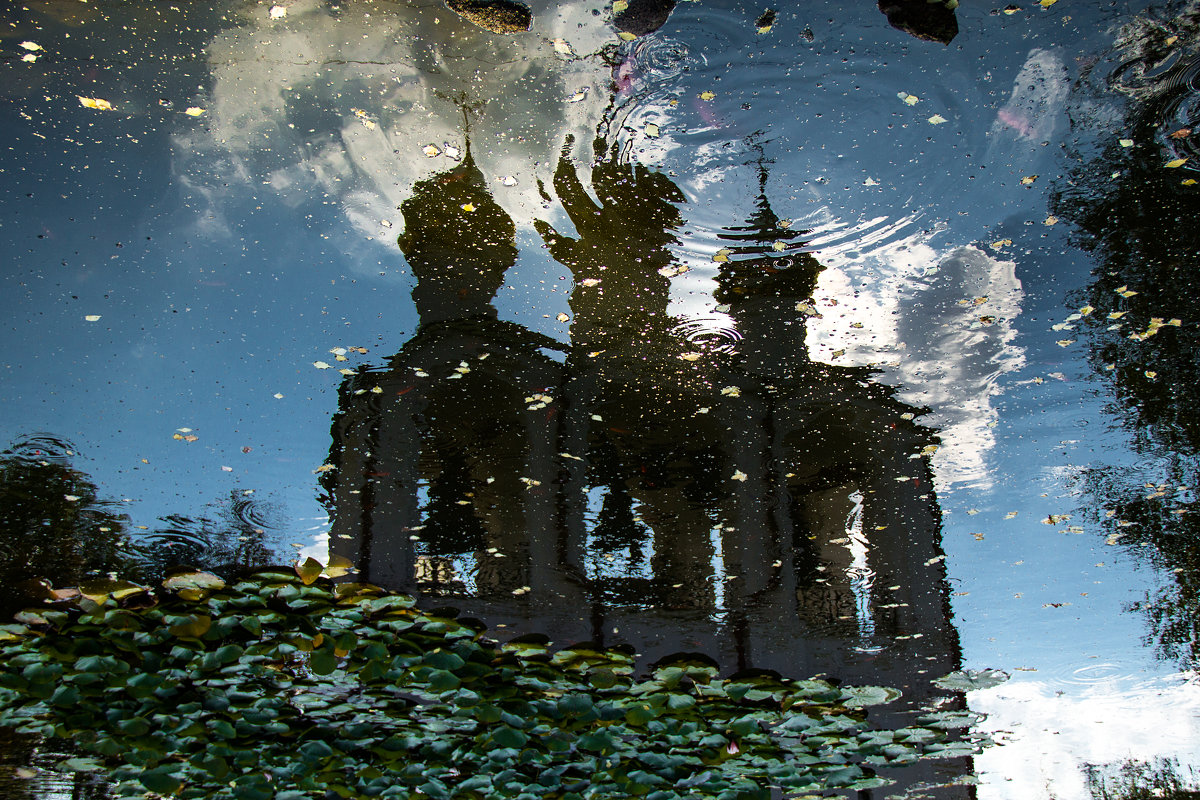 Отражение колокольни - Татьяна Молочуева