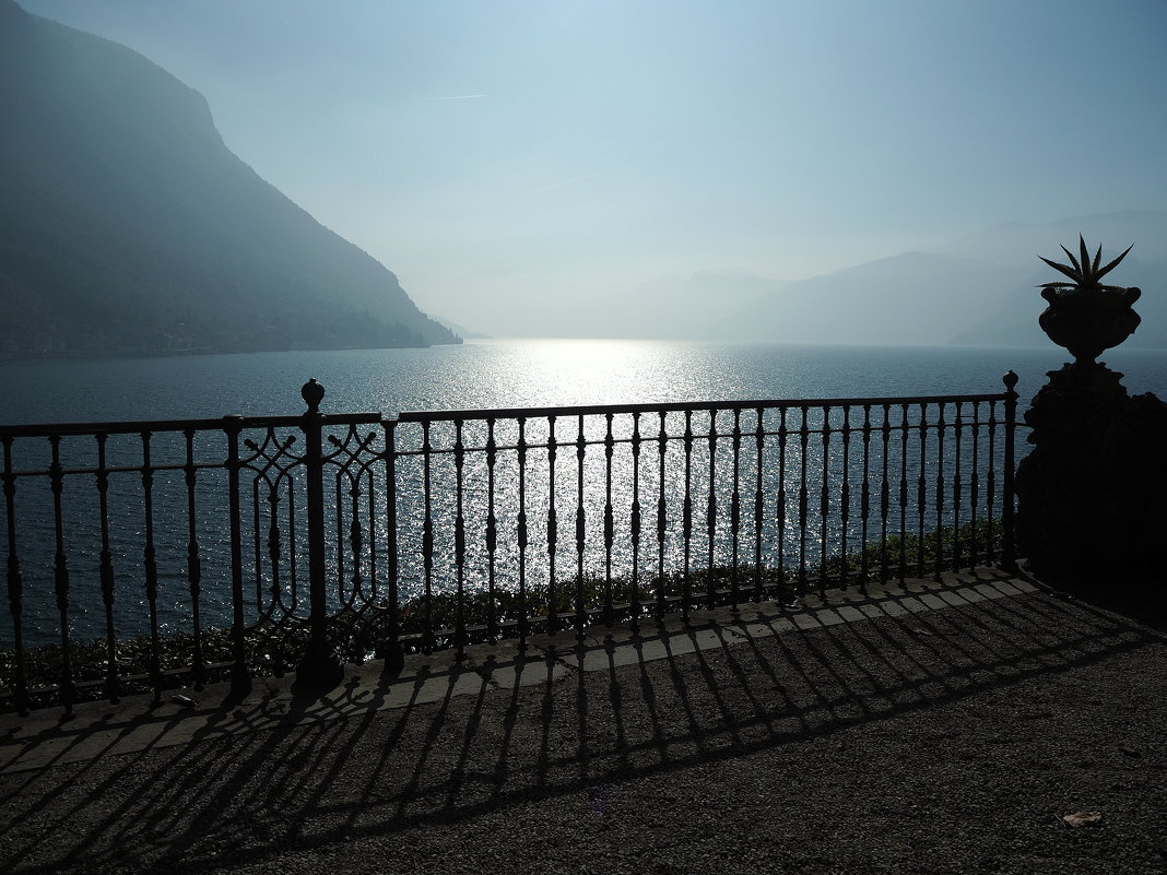 Lago di Como озеро Комо Италия - wea *