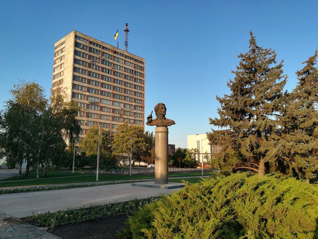 Памятник Куинджи - Дмитрий фотограф