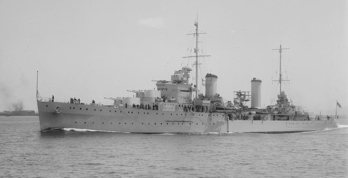 "HMAS Sydney" seen in 1936.light cruiser,class Perth. - Александр 