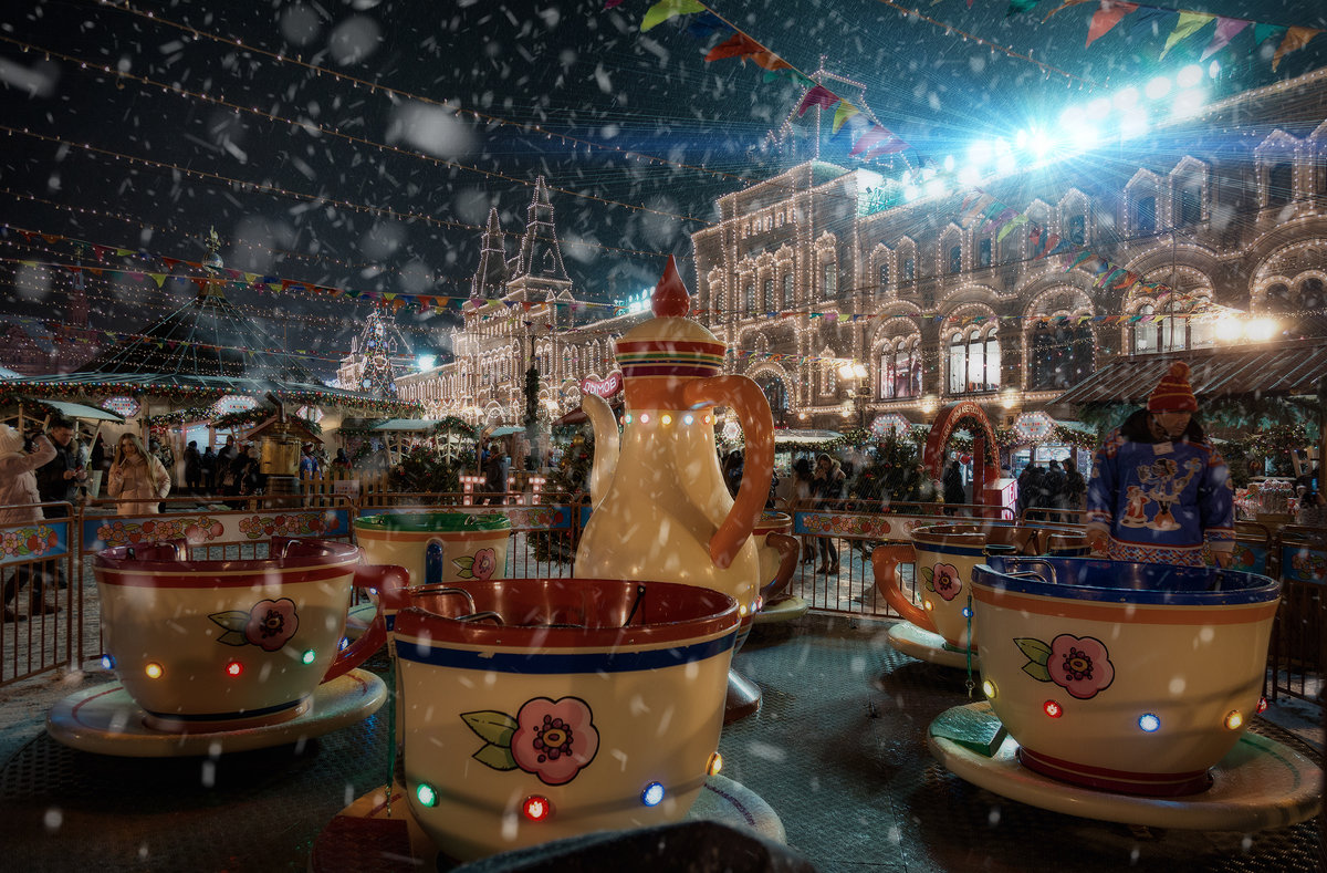 Новогоднее чаепитие на Красной площади - Эльмира Суворова