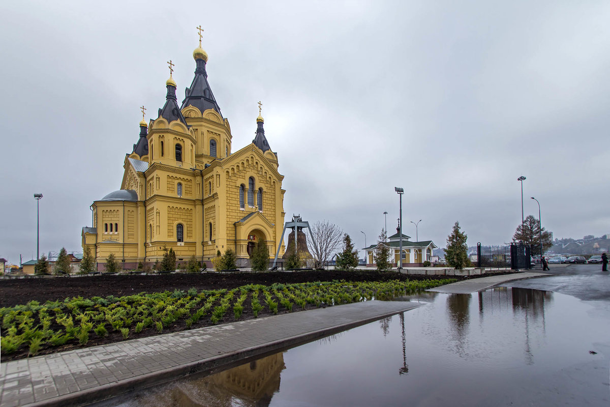 2018.05.02_8111-2 Ниж.Новг..храм Александра Невского (проваленая дорога) 1920 - Дед Егор 