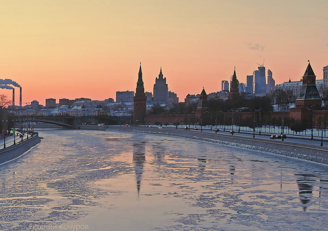 Закат на Москве-реке - Евгений Кочуров