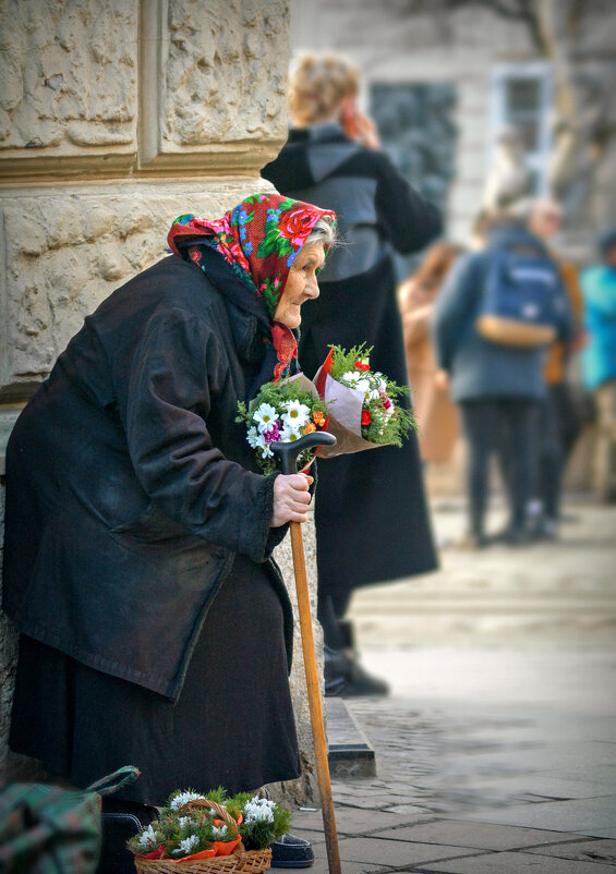 *** - Юрий Гординский