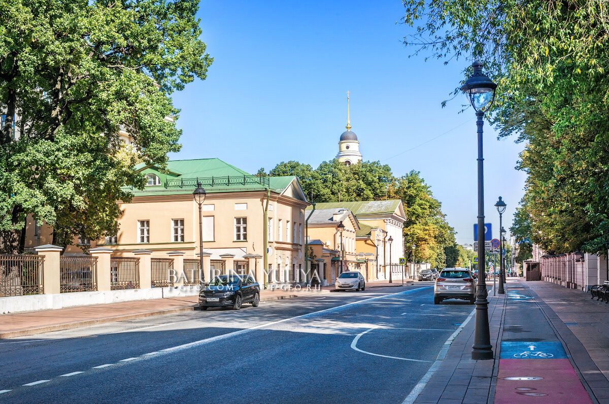 большая никитская в москве