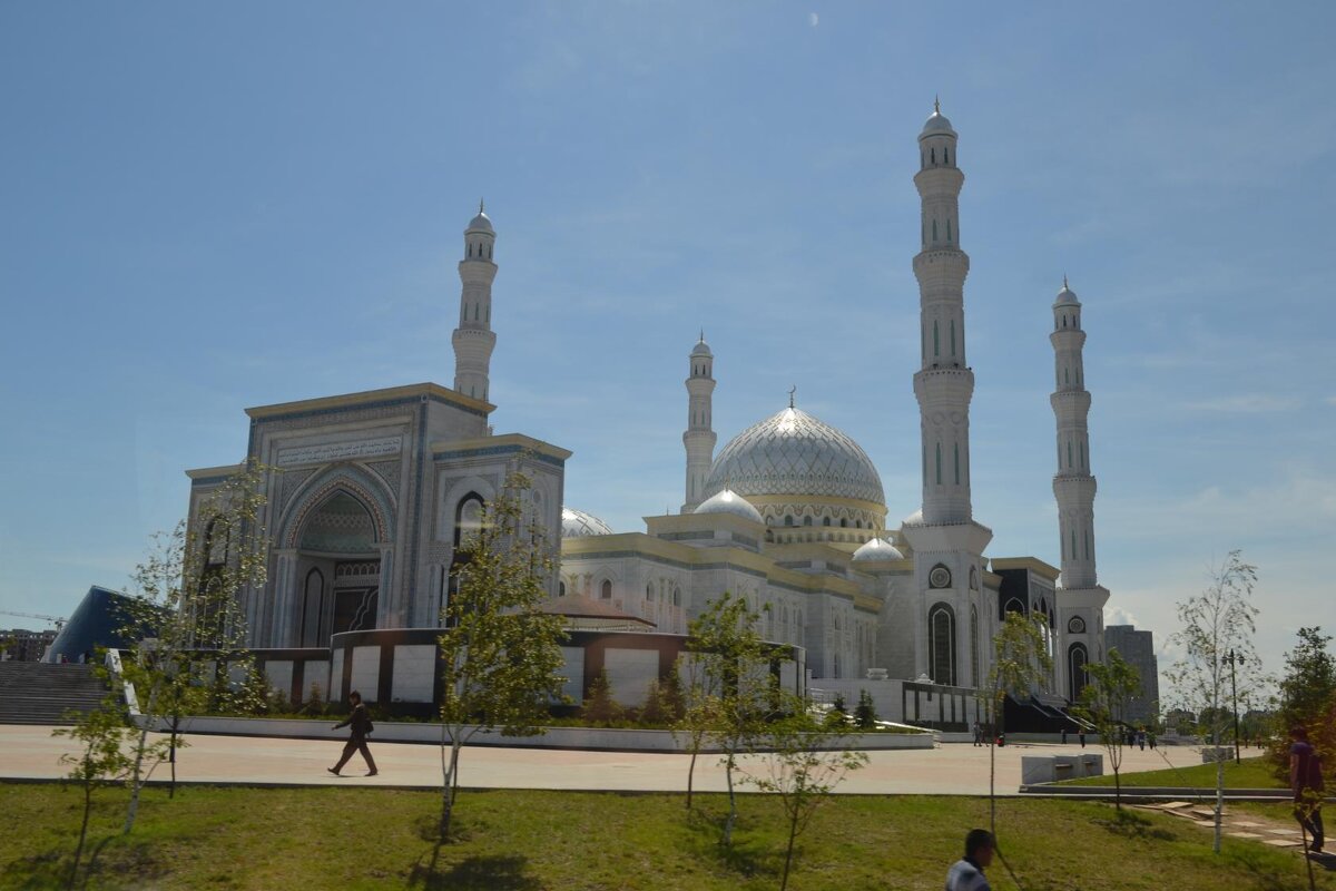 Мечеть в городе Астана... Было такое название - Андрей Хлопонин