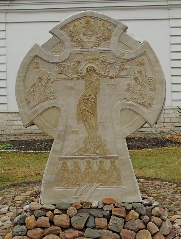 Каменный резной поклонный крест - Александр Качалин