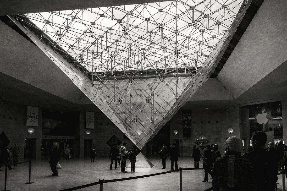 Пирамиды Лувра - alteragen Абанин Г.
