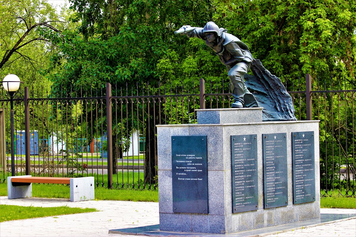 Памятник погибшим пожарным - Василий 