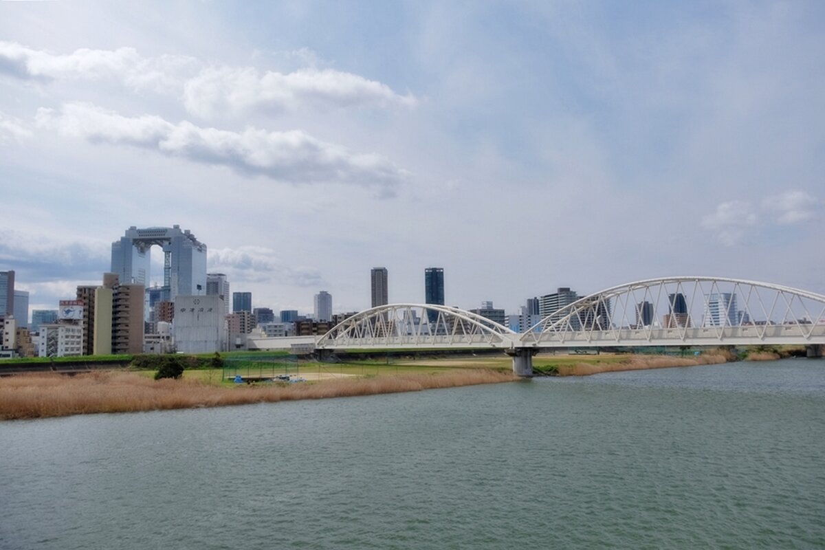 Япония Осака мост через реку Yodo - wea *
