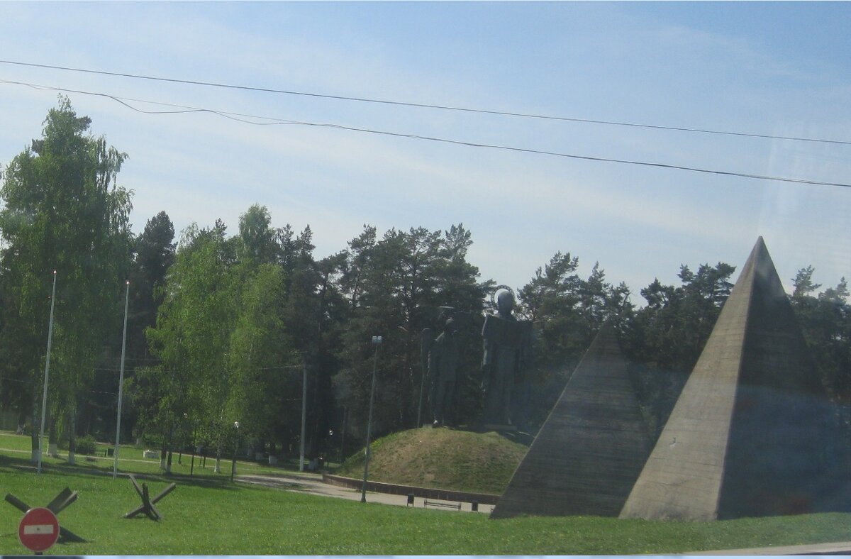 Памятник защитникам Москвы - Maikl Smit