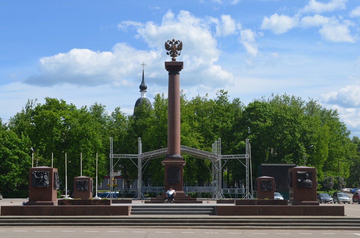 Великие Луки, 27 мая 2020, на центральной площади... - Владимир Павлов