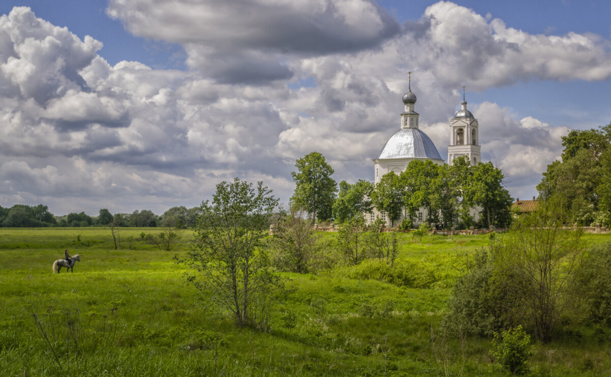 Пейзаж с Никольской церковью - Сергей Цветков
