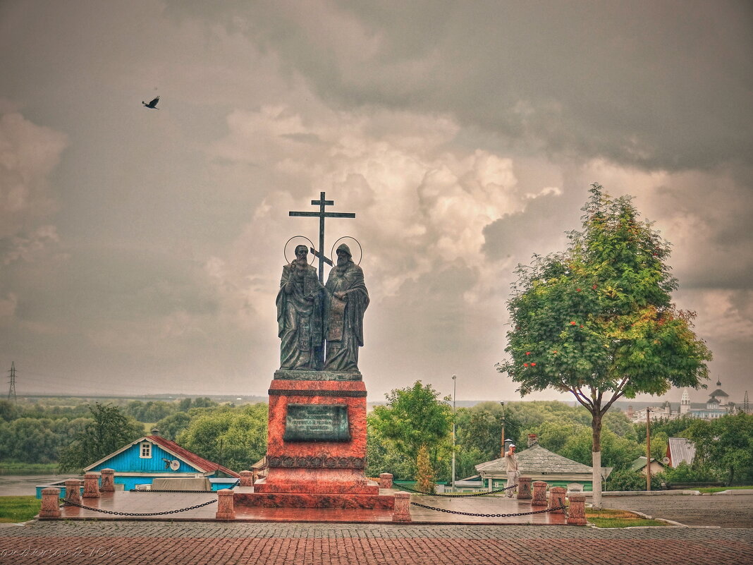 Памятник Кириллу и Мефодию в Коломне - Andrey Lomakin