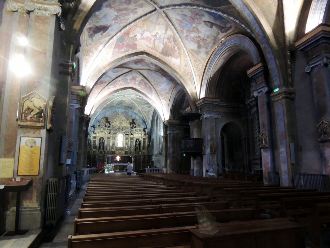 Внутреннее убранство церкви монастыря Симье.Ницца - Гала 