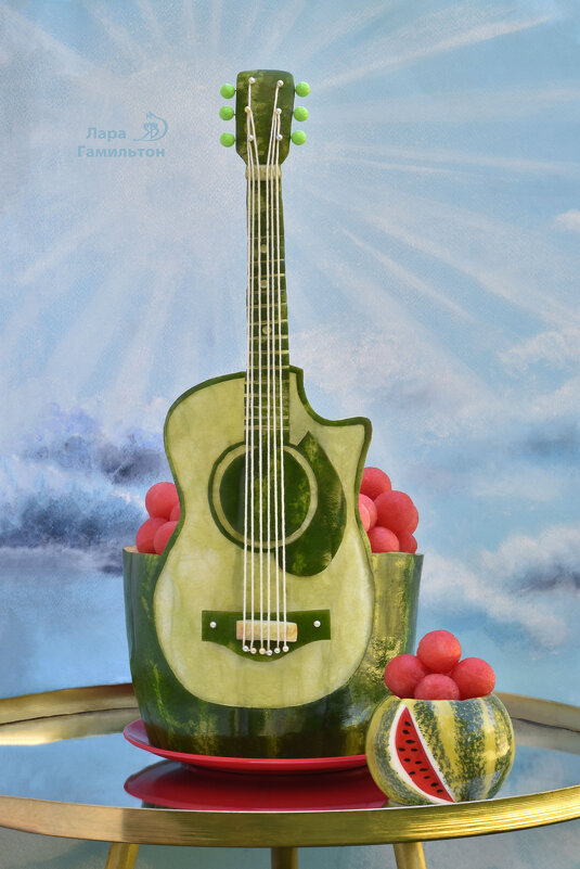Креативная подача арбуза на праздничный стол для гитариста. - Лара Гамильтон