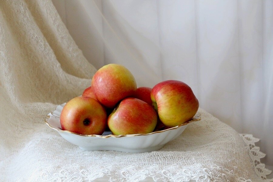 Яблоки нового урожая, просто они из ЮАР - Надежд@ Шавенкова