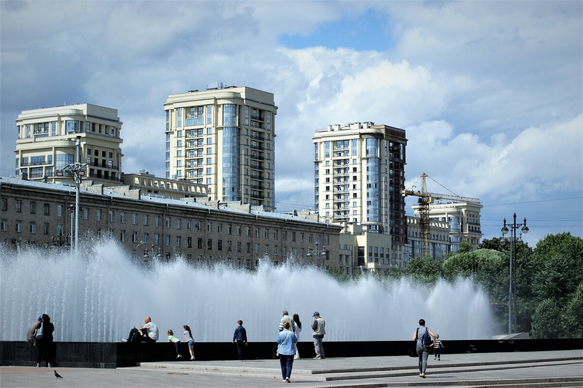 ФОНТАН на Московском проспекте - Виктор Никитенко