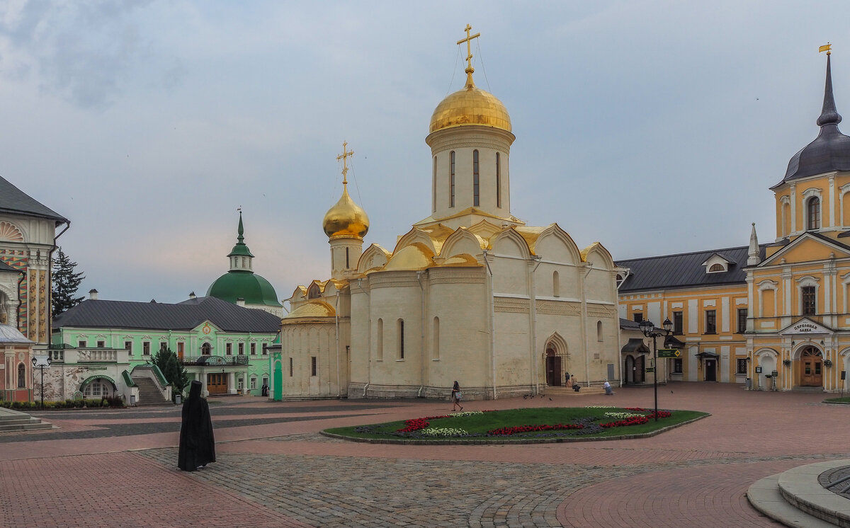 В Троице Сергиевой Лавре - юрий поляков