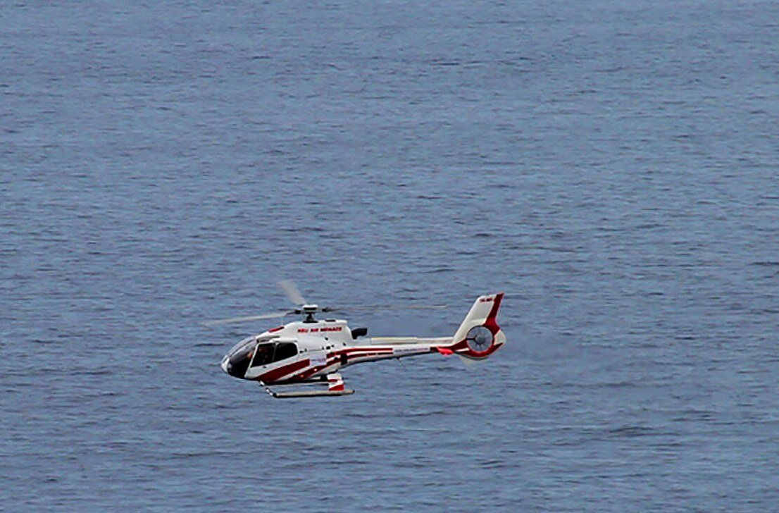 Гул вертолета слышен в любое время дня из любого места в Монако- патрулирование идет и с воздуха. - Гала 