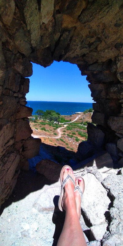 Вид на море из генуэзской крепости - Вовик Пупкин