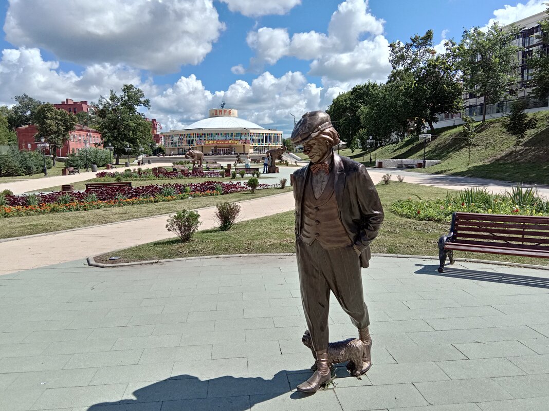 Памятник Олегу Попову (Рязань) - Tarka 