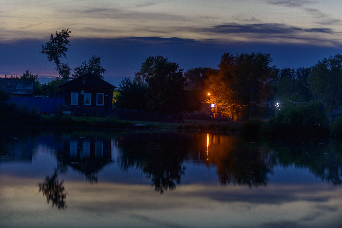 Озеро лето ночь