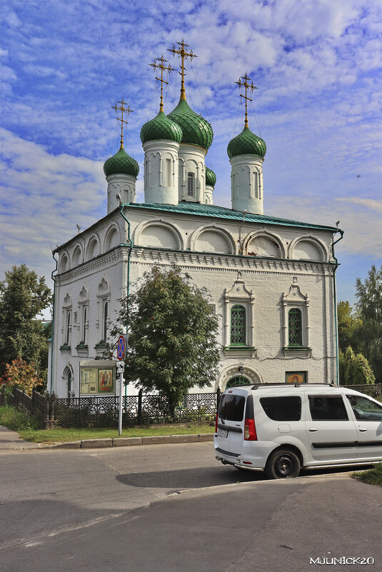 церковь Архангела Михаила - Михаил Николаев