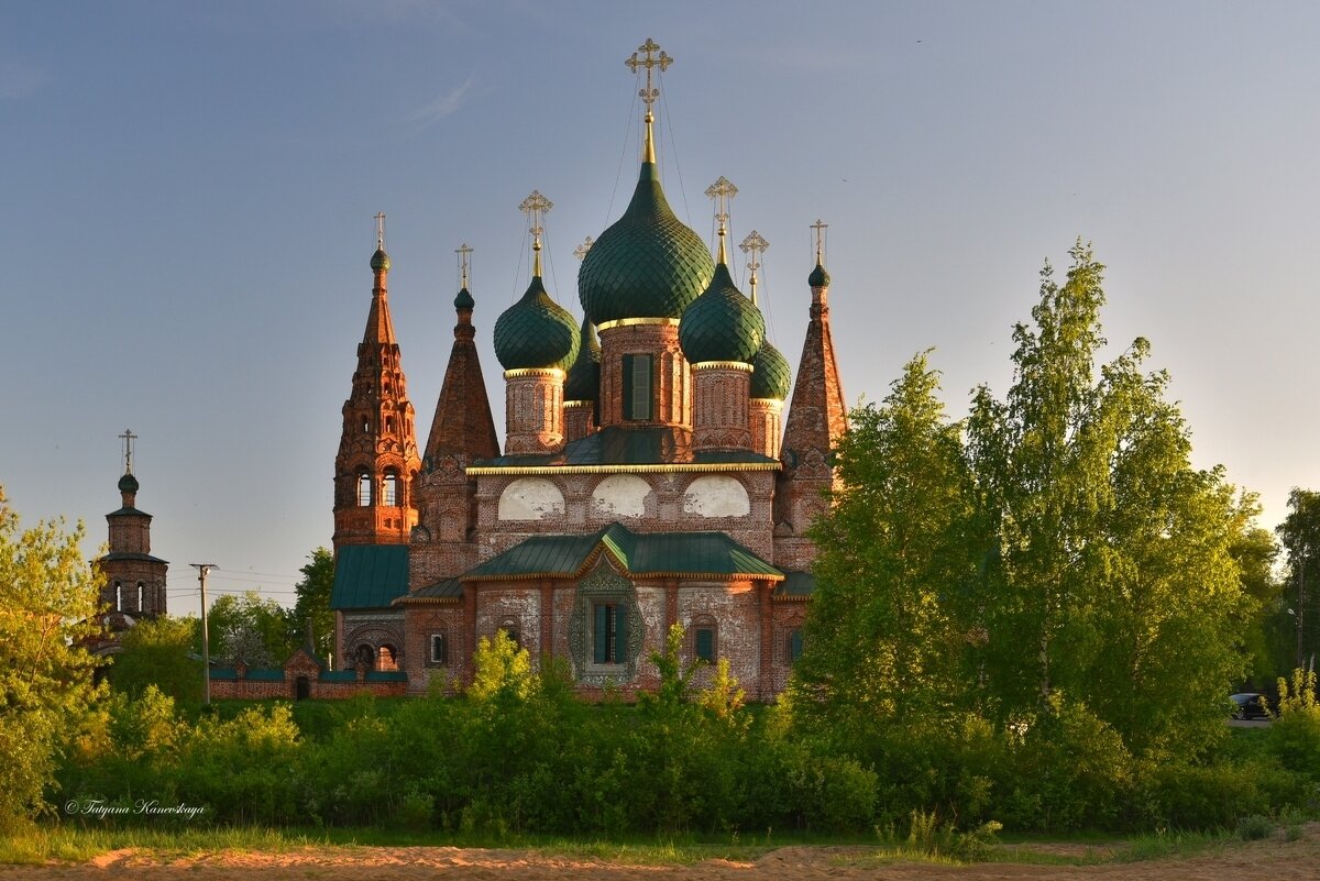 Церковь Иоанна Златоуста в вечернем свете - Татьяна Каневская