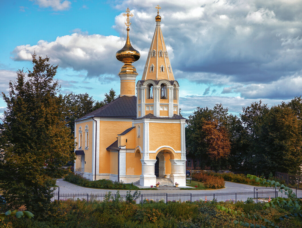 Церковь усекновения главы Иоанна Крестителя  (Суздаль) - Александр Белый