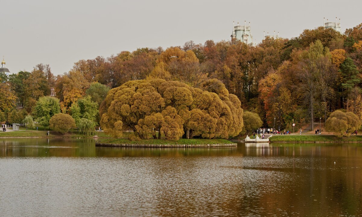 Осень в Царицыно - Александр Запылёнов