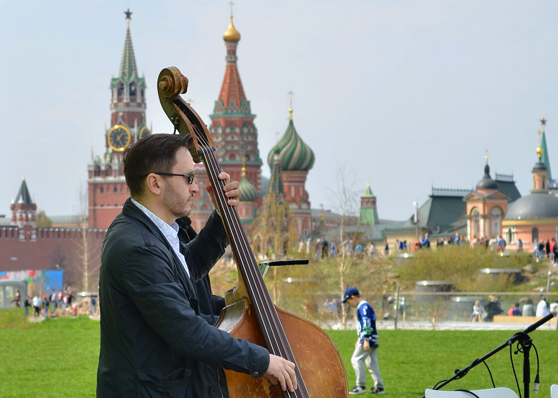 Осенняя мелодия. - Валерий Пославский