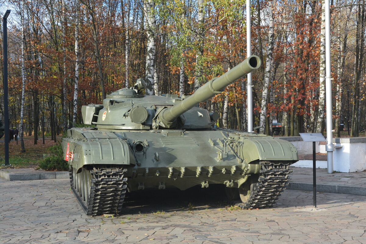 Танк Т-72 - Александр Буянов