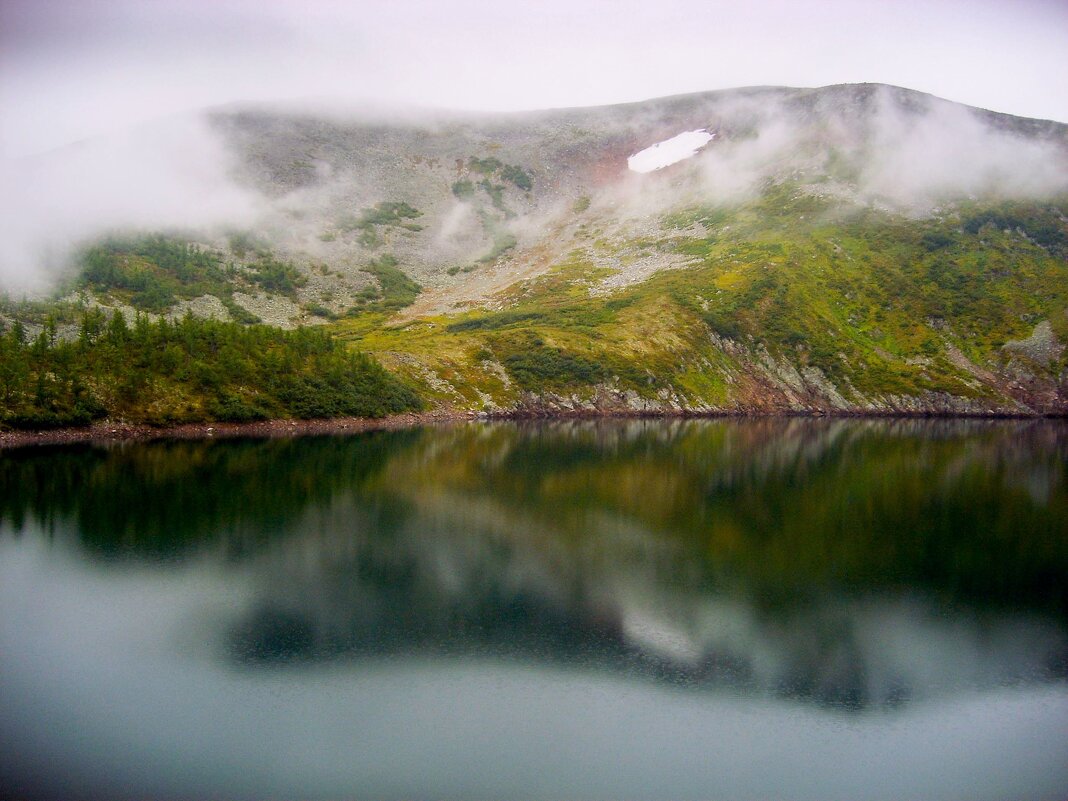 Красота горного озера - Максим Ахпашев