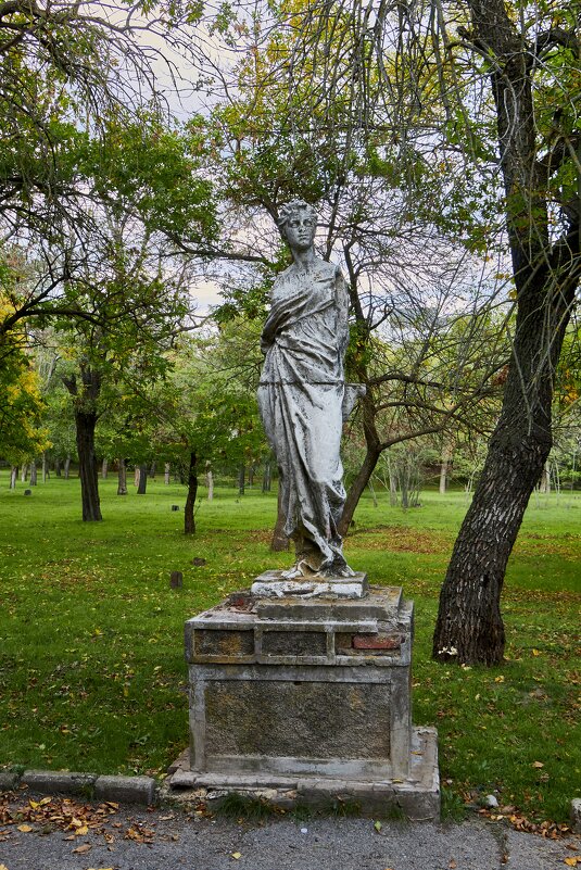 Брошенная статуя в парке Херсона - Алексей Р.