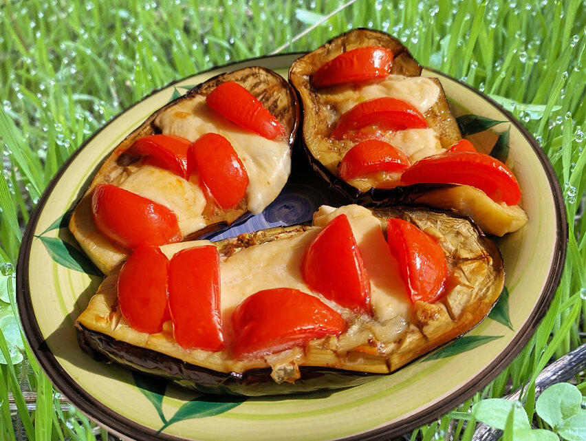 Баклажаны с сыром и помидорами - Александр Деревяшкин