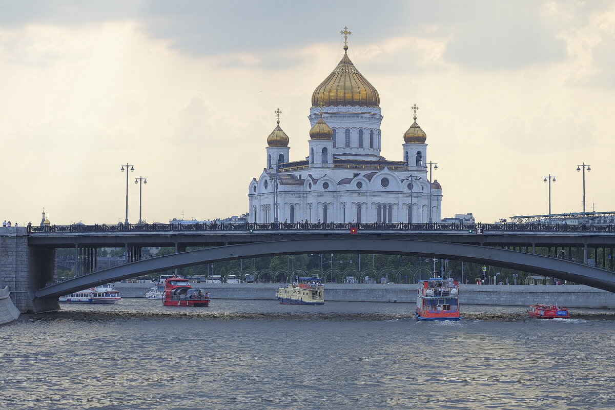 Москва река. На фарватере. - Евгений Седов