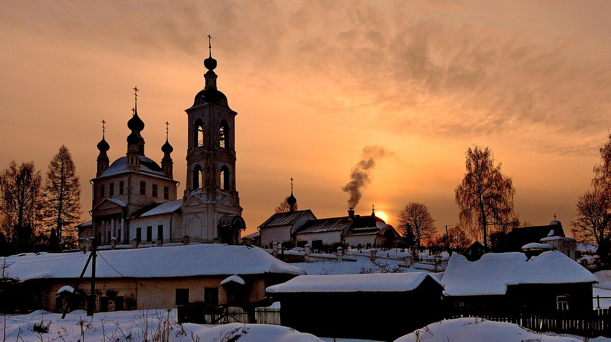 Мороз и солнце, зимний рассвет в с.Толгоболь(Песочное), возле Ярославля - Николай Белавин